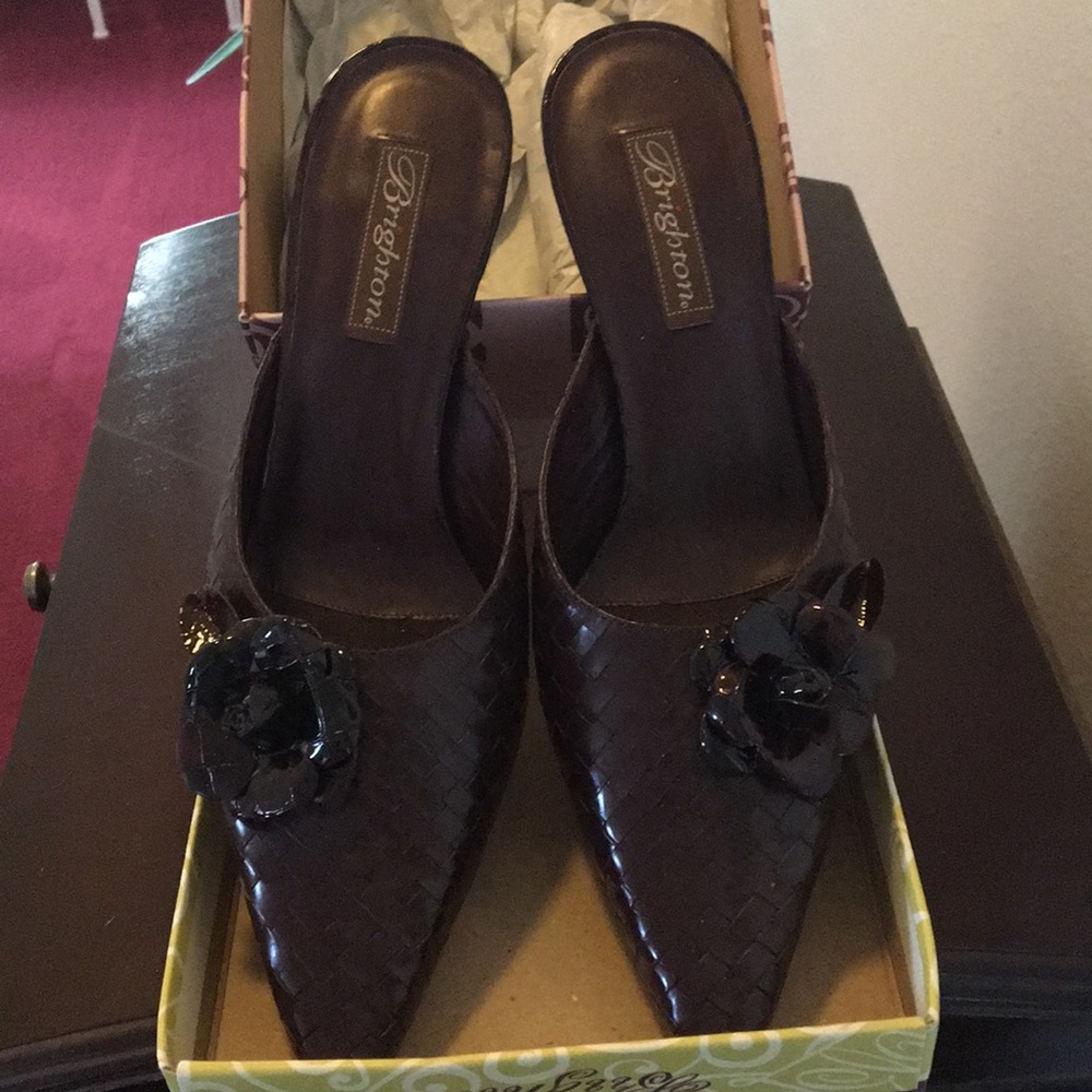 Brighton Footwear 9.5 Plum Poem